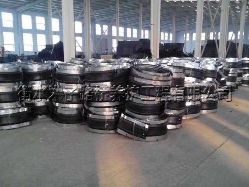 钢边式橡胶止水带