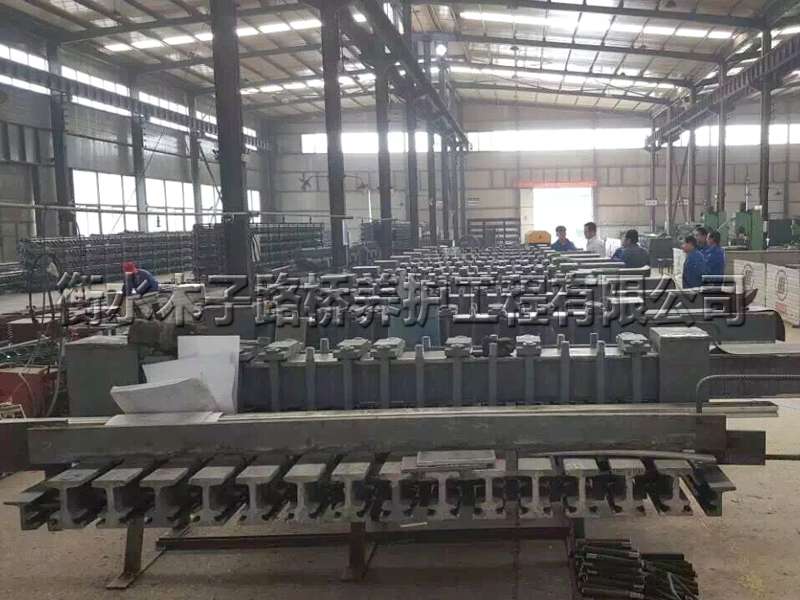 GQF-MZL组合式伸缩缝