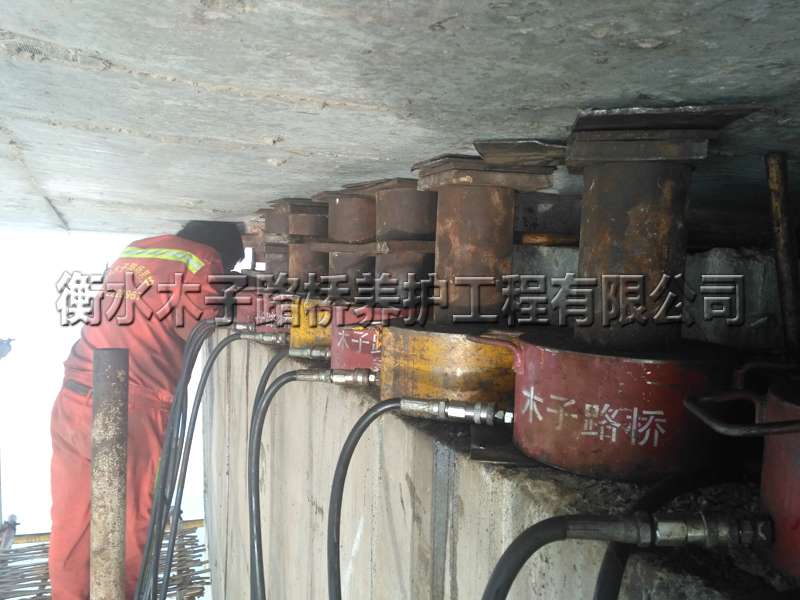 桥梁支座更换与调整图片2