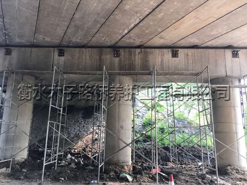 怀来--京张高速--顶升维修加固图片3