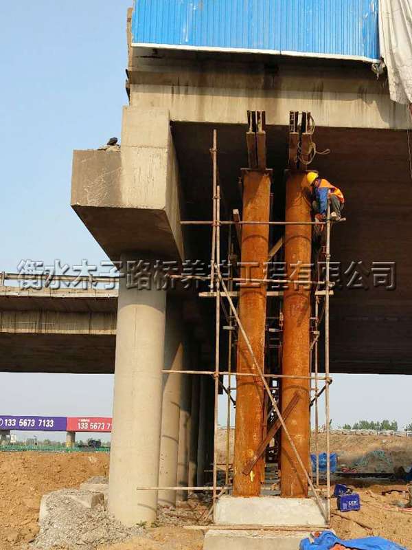 济南--盖梁截面加大图片5