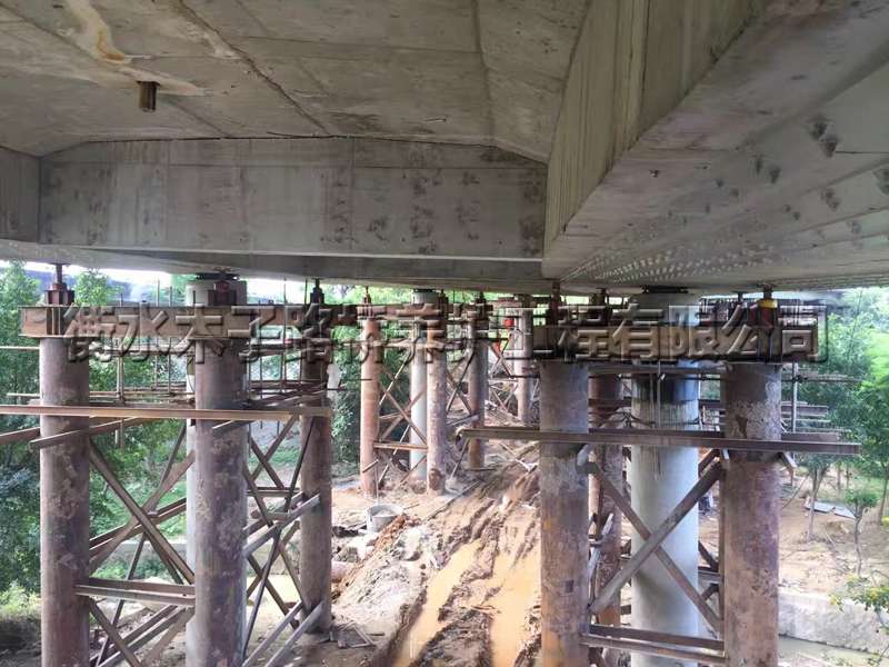 晋江--钢支撑PLC同步顶升