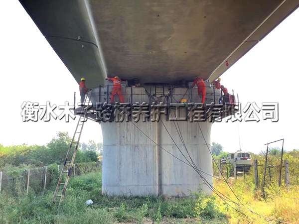 湖南--更换高铁盆座及纠偏