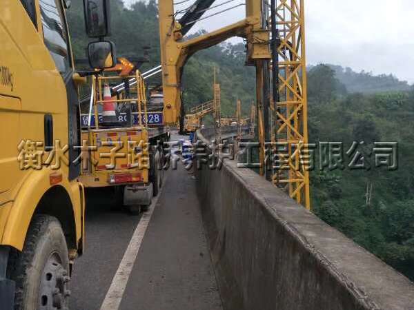 云南--桥梁检测加固