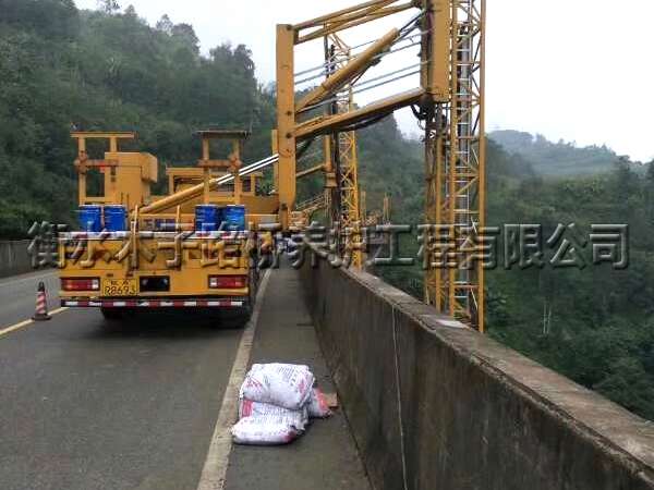 云南--桥梁检测加固图片2