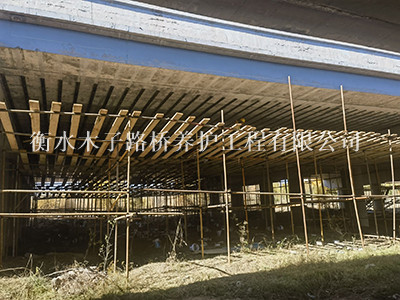 钢板、碳纤维粘贴加固